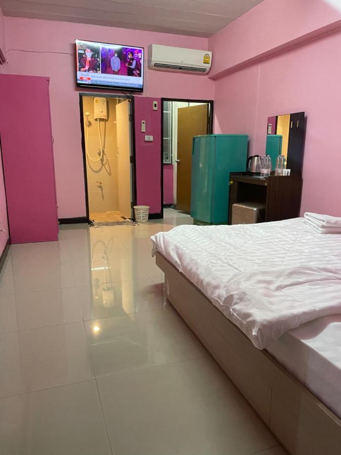 Gedkanok Apartment Bangkok Bagian luar foto